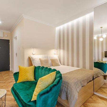 Sky Home- Green Apartament -Manufaktura, Bezplatny Parking, Klimatyzacja, Dostep Na Kod Lodz  Luaran gambar