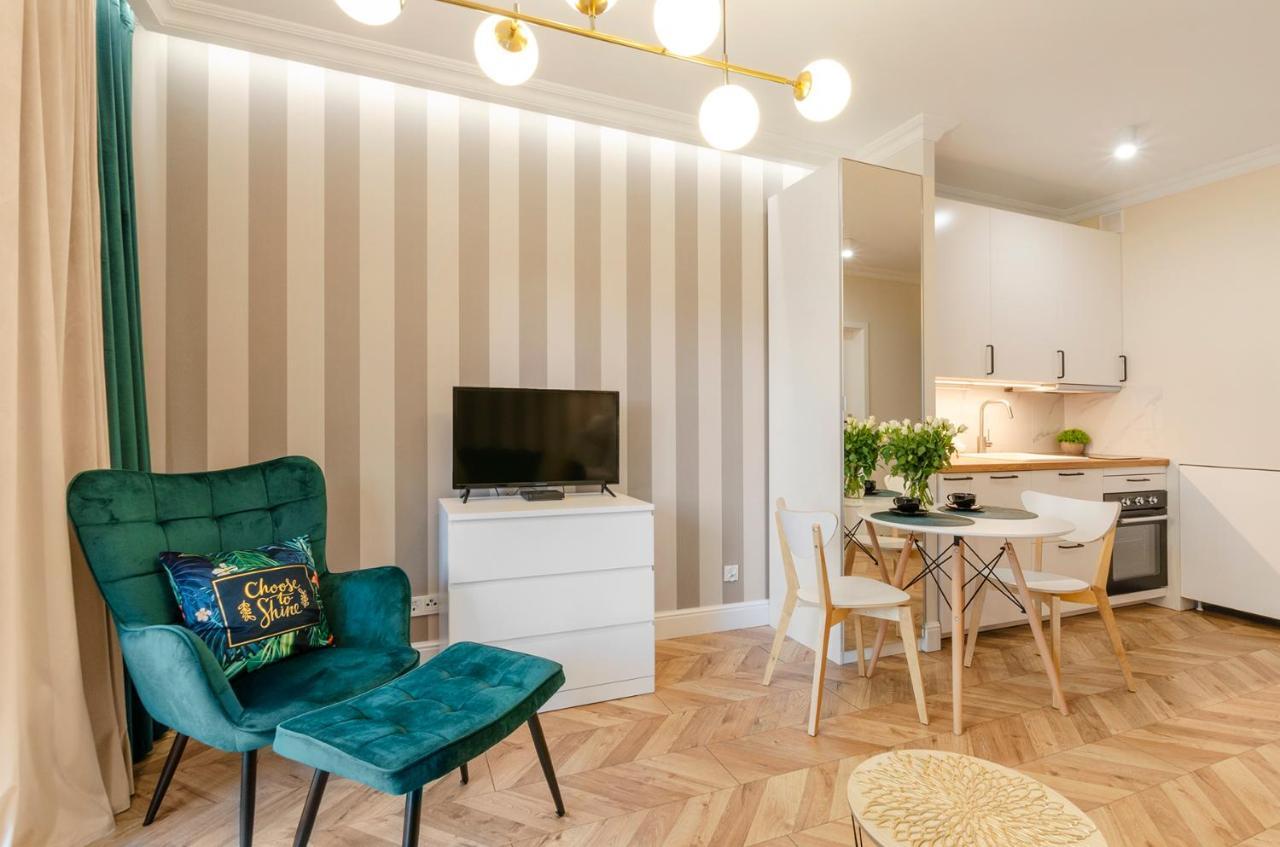 Sky Home- Green Apartament -Manufaktura, Bezplatny Parking, Klimatyzacja, Dostep Na Kod Lodz  Luaran gambar
